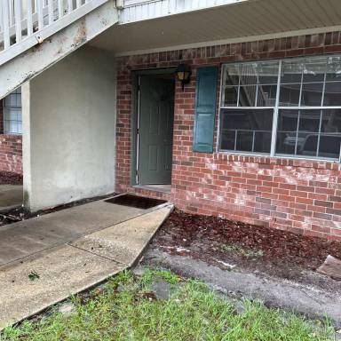Main picture of 215 Darsey Rd