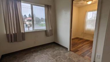 Main picture of 2069 Holly St