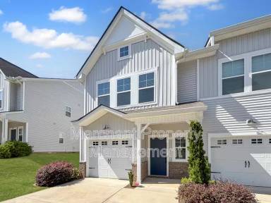Main picture of 21 Jaycee Ct