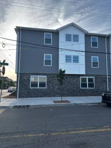 Main picture of 263 16th Ave