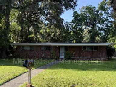 Main picture of 146 Jacquelyn Dr