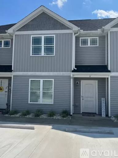 Main picture of 409 W 3rd St