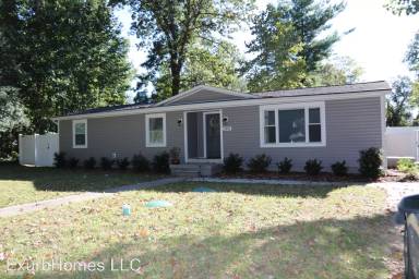 Main picture of 2491 Lee St