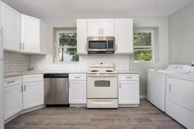 Main picture of 2302 12th St