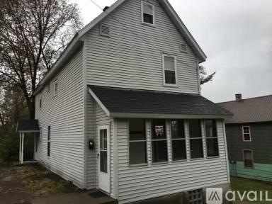 Main picture of 206 5th St