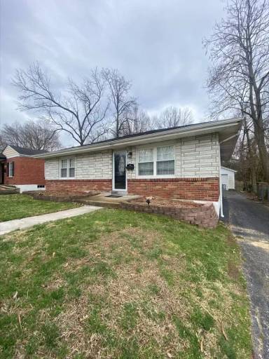 Main picture of 7872 Wayne Ave