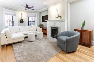 Main picture of 36 Concord Sq