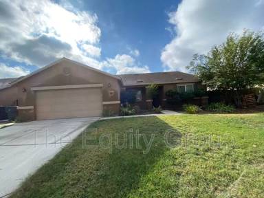 Main picture of 2541 W Porter Ave