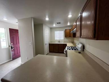 Main picture of 1913 Joyful St