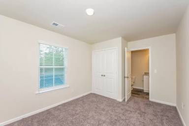 Main picture of 708 Wild Duck Ln