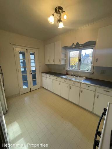 Main picture of 627 Cherry St