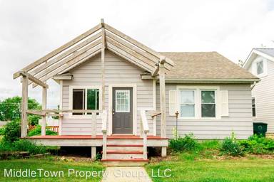 Main picture of 1224 W Marsh St