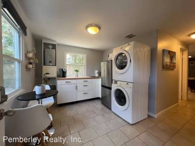 Main picture of 9330 Carmichael Dr