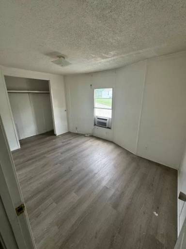 Main picture of Hillcrest Mobile Home Park