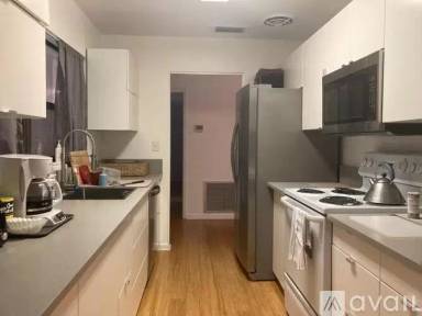 Main picture of 1122 NE 20th Pl