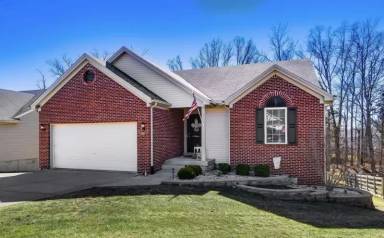Main picture of 2310 Esther Way