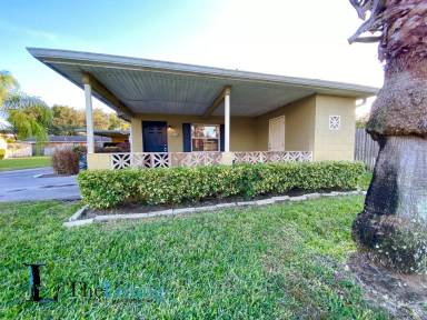 Main picture of 3148 S Bumby Ave