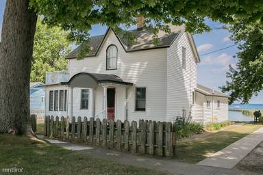 Main picture of 515 N 5th St