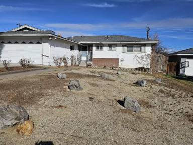 Main picture of 2055 Ives Ave