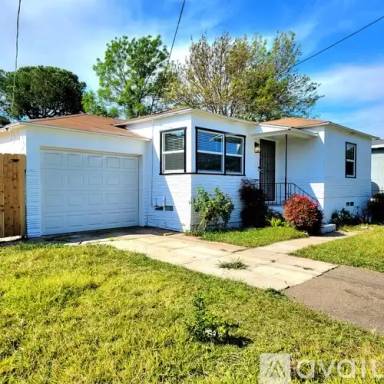 Main picture of 4712 Harbinson Ave