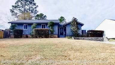 Main picture of 105 Hillbrook Dr