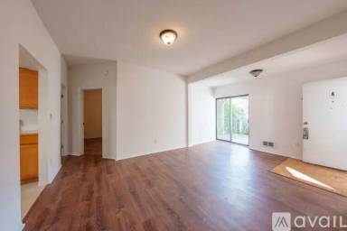 Main picture of 404 21st Ave