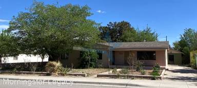 Main picture of 615 W May Ave