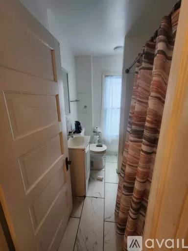 Main picture of 3340 Royal Ave