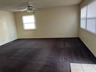 Main picture of 422 W Avenue J8