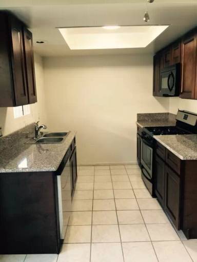 Main picture of 16602 Regina Cir