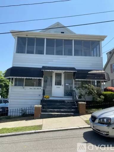 Main picture of 7 1/2 Adams St