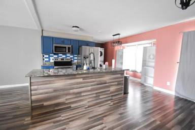Main picture of 7606 Audrey Ct