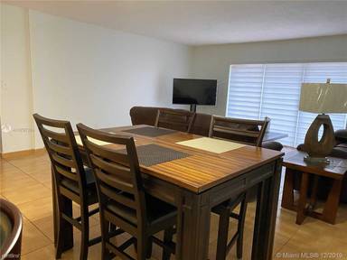 Main picture of 14911 SW 80th St
