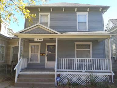 Main picture of 1250 SW Clay St