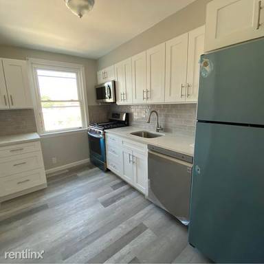 Main picture of 712 Logan Ave