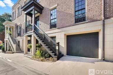 Main picture of 316 W Taylor St
