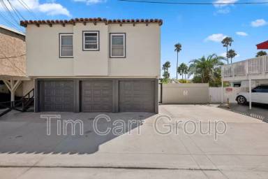 Main picture of 1344 W Balboa Blvd