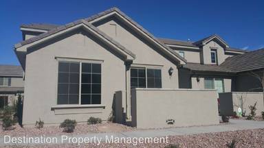 Main picture of 1901 E Holiday Ln