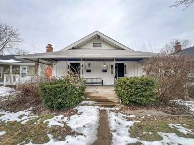 Main picture of 814 N Denny St