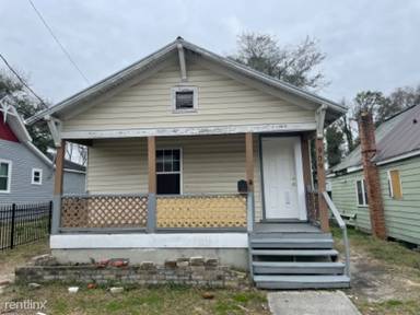 Main picture of 909 N 6th St