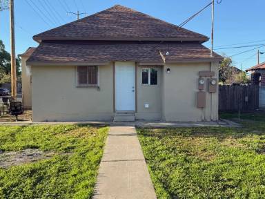 Main picture of 2006 E Lafayette St