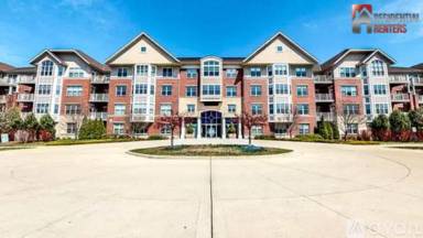 Main picture of 4110 S Lake Dr