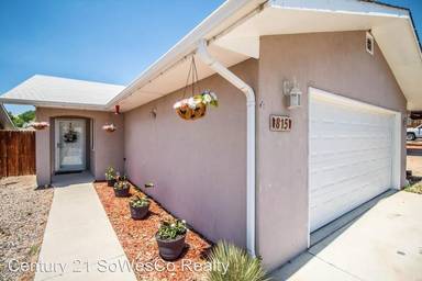 Main picture of 815 N Cholla St