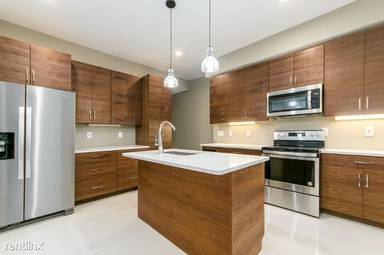 Main picture of 342 S Champion Ave