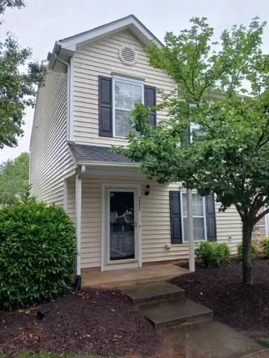 Main picture of 3337 Tarleton W