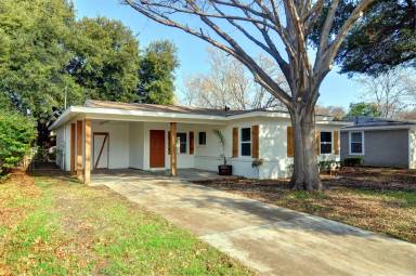 Main picture of 5808 Coleman St