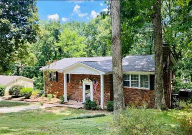 Main picture of 6809 Jones Valley Dr SE