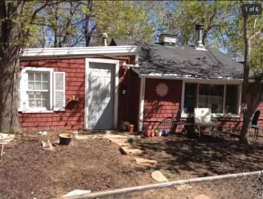 Main picture of 1207 College Ave