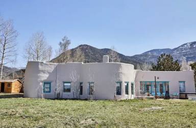 Main picture of 68 Martinez Rd