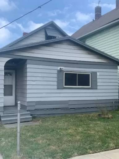 Main picture of 7612 Colgate Ave